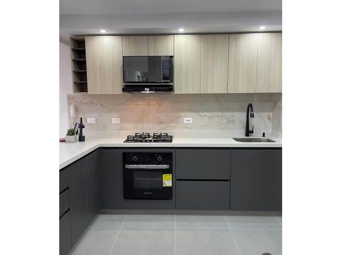 Apartamento de 2 alcobas en venta en Valle Del Lili, Cali, 86 m² · foto 2 de 10