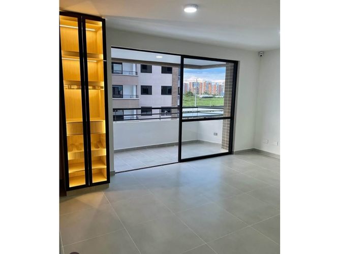Apartamento de 2 alcobas en venta en Valle Del Lili, Cali, 86 m² · foto 3 de 10