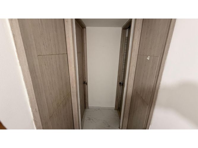 Apartamento de 3 alcobas en venta en Guabinas, Yumbo, 60 m² · foto 10 de 24