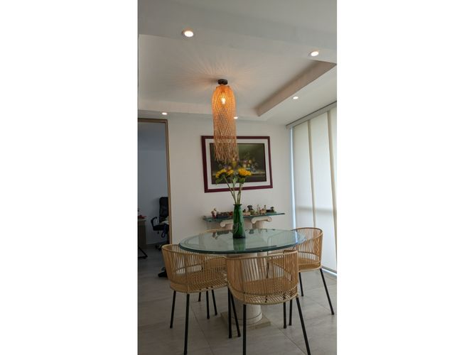Apartamento en venta en Valle Del Lili, Cali · foto 3 de 23