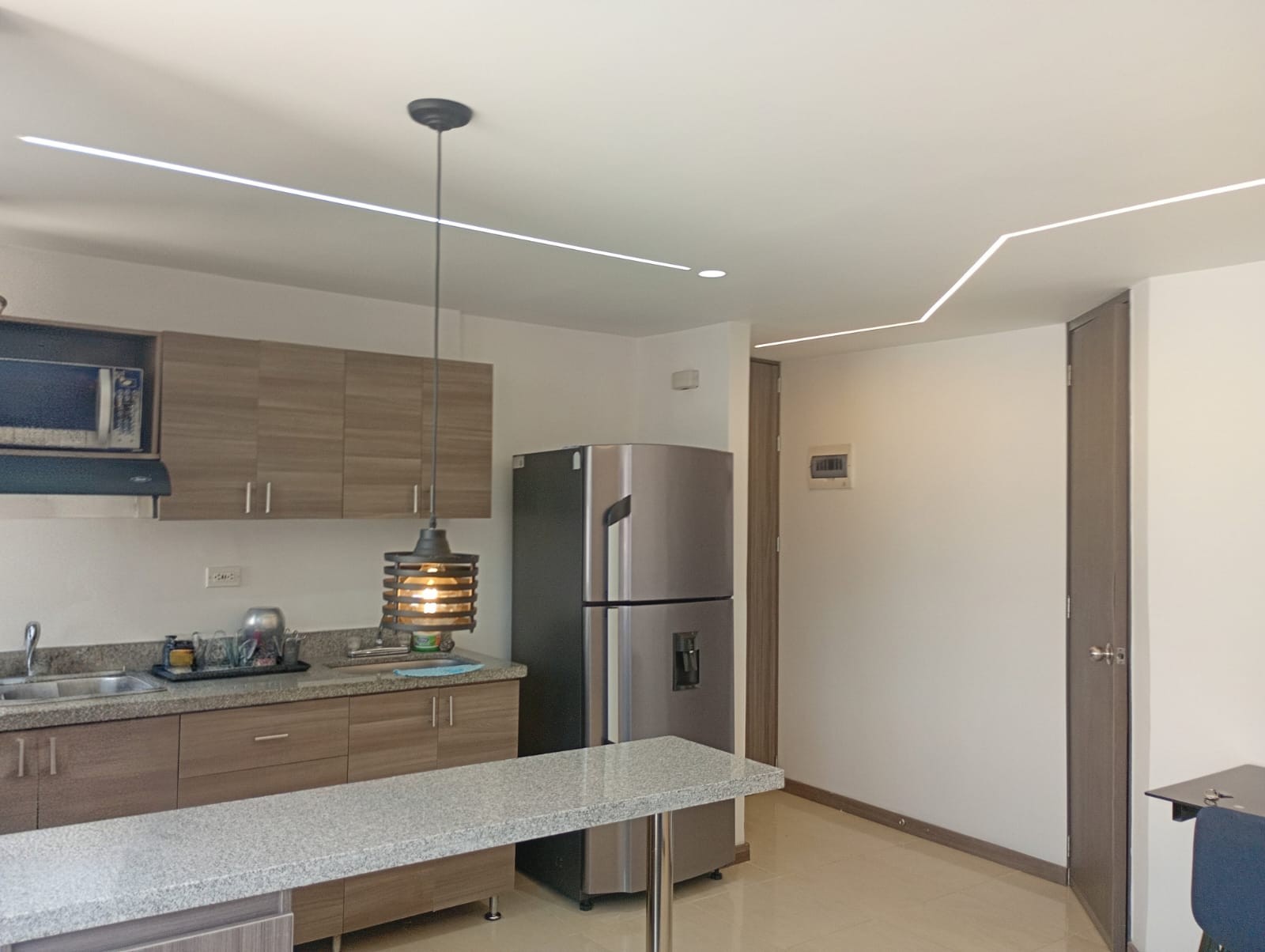 Apartamento en arriendo en El Poblado, Medellín · foto 5 de 14