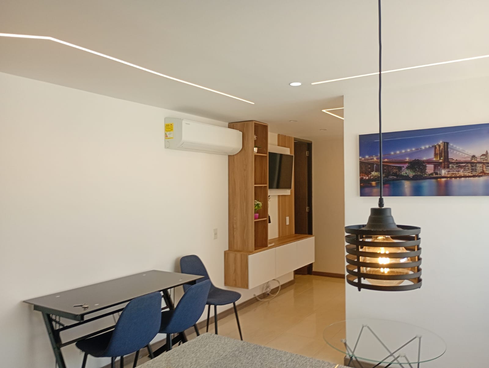 Apartamento en arriendo en El Poblado, Medellín · foto 2 de 14