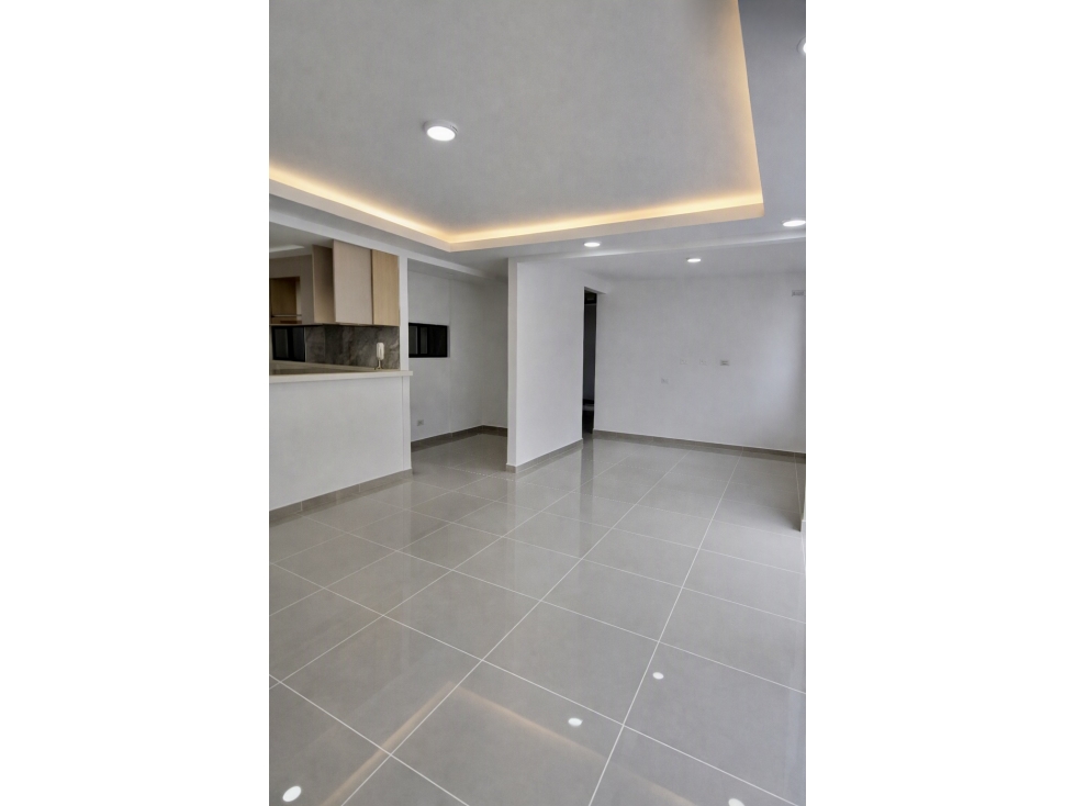 Apartamento en venta en Valle Del Lili, Cali · foto 2 de 7