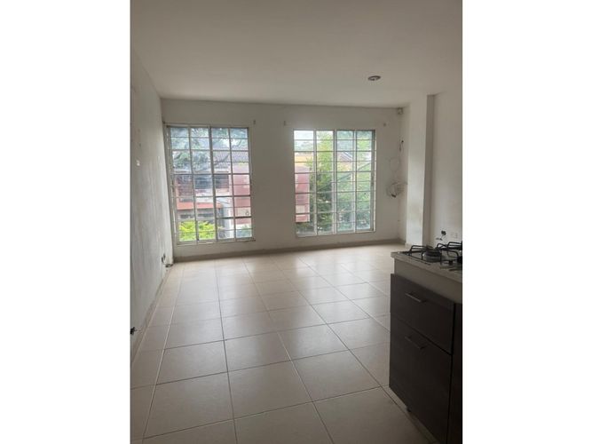 Casa de 8 alcobas en venta en Tequendama, Cali, 377 m² · foto 12 de 15