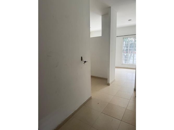 Casa de 8 alcobas en venta en Tequendama, Cali, 377 m² · foto 13 de 15