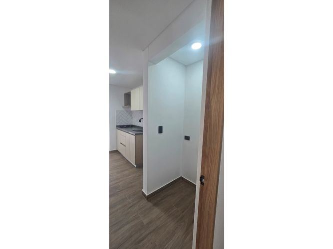 Apartaestudio en venta en San Fernando Viejo, Cali, 40 m² · foto 7 de 24