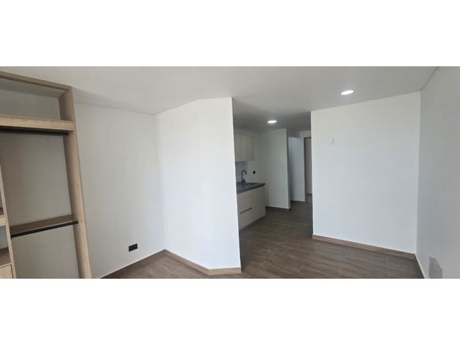 Apartaestudio en venta en San Fernando Viejo, Cali, 40 m² · foto 9 de 24