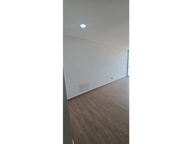 Apartaestudio en venta en San Fernando Viejo, Cali, 40 m² · foto 11 de 24