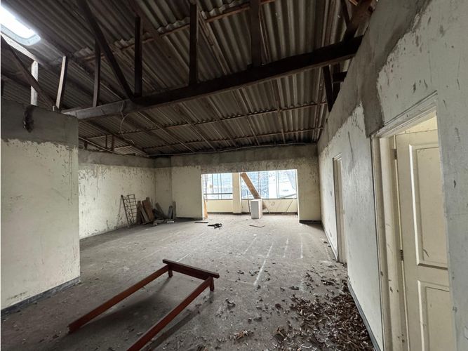Casa de 3 alcobas en venta en Granada, Cali, 440 m² · foto 10 de 12