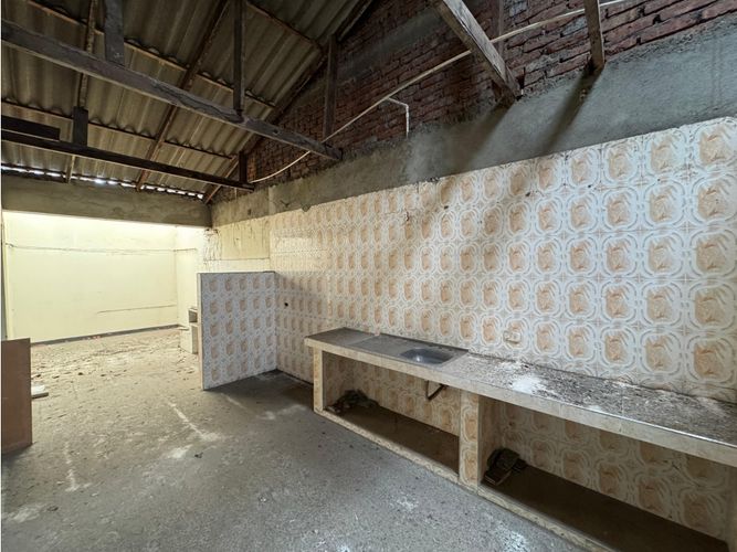 Casa de 3 alcobas en venta en Granada, Cali, 440 m² · foto 11 de 12