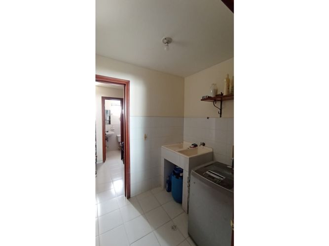 Apartamento de 4 alcobas en venta en Bellavista, Cali, 130 m² · foto 12 de 16