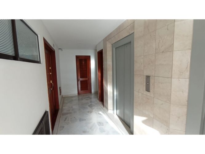 Apartamento de 4 alcobas en venta en Bellavista, Cali, 130 m² · foto 14 de 16