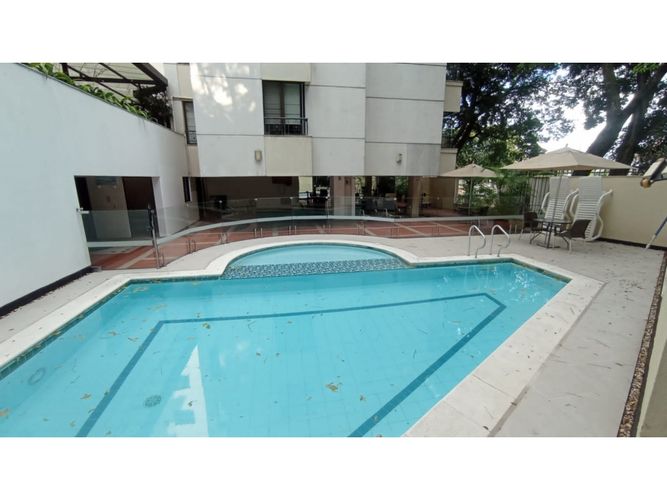 Apartamento de 4 alcobas en venta en Bellavista, Cali, 130 m² · foto 16 de 16