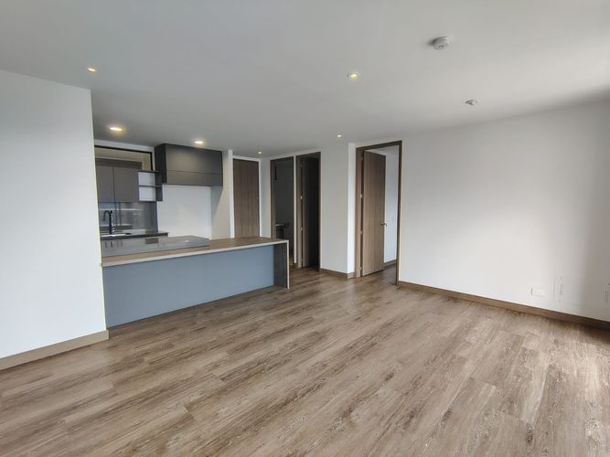 Apartamento de 2 alcobas en arriendo en El Poblado, Medellín, 95 m² · foto 8 de 18