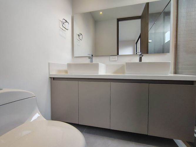 Apartamento de 2 alcobas en arriendo en El Poblado, Medellín, 95 m² · foto 17 de 18