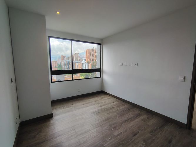 Apartamento de 2 alcobas en arriendo en El Poblado, Medellín, 95 m² · foto 15 de 18