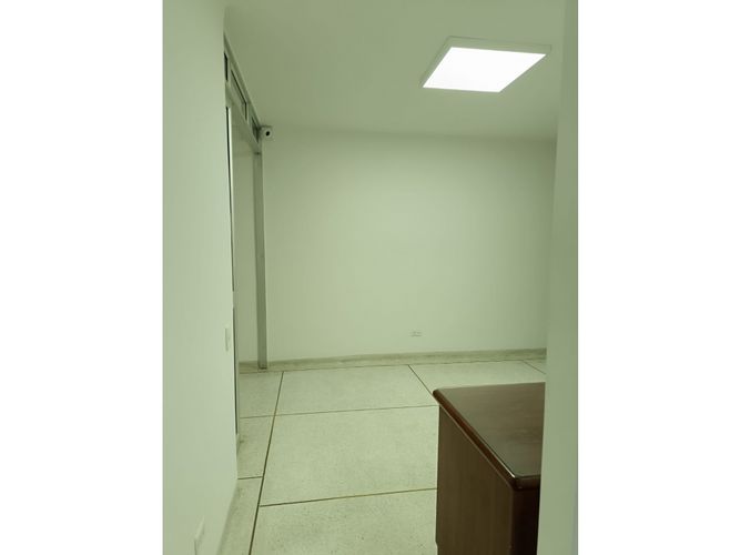 Local en venta en San Fernando Viejo, Cali, 250 m² · foto 9 de 13