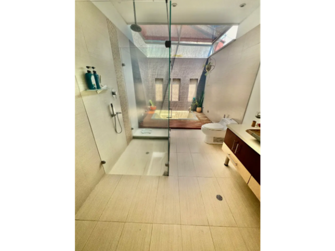 Casa de 3 alcobas en venta en Ciudad Country, Cali, 330 m² · foto 4 de 8