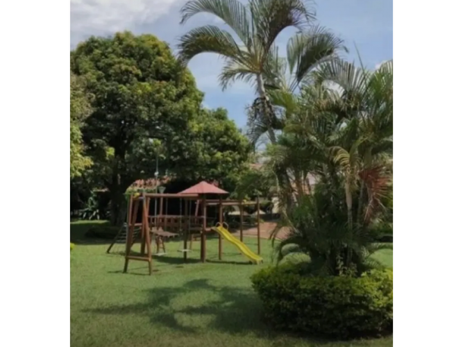 Casa de 3 alcobas en venta en Ciudad Country, Cali, 330 m² · foto 7 de 8