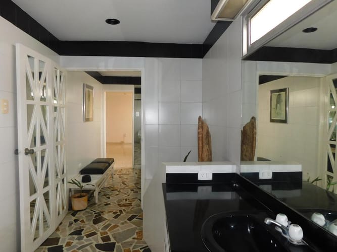 Apartamento de 3 alcobas en venta en Altos Del Prado, Barranquilla, 240 m² · foto 23 de 24