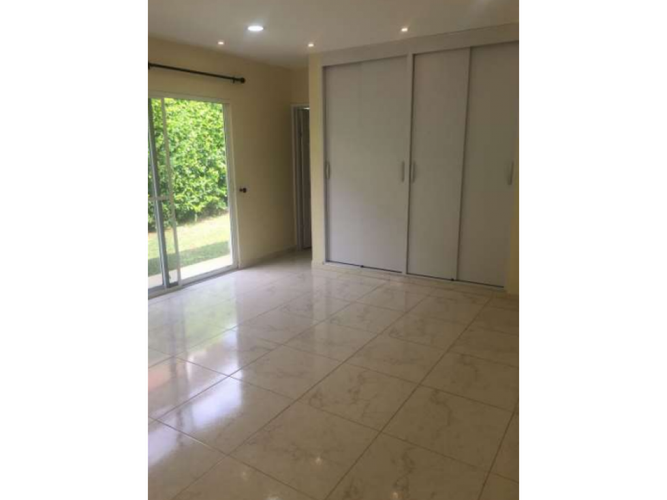Casa de 3 alcobas en venta en Las Mercedes, Jamundí, 360 m² · foto 9 de 24