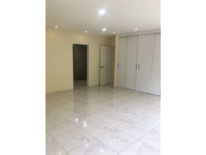 Casa de 3 alcobas en venta en Las Mercedes, Jamundí, 360 m² · foto 13 de 24