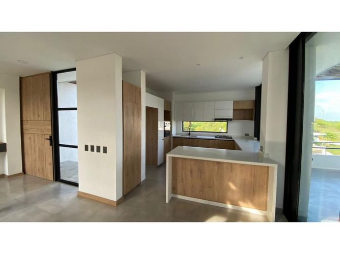 Casa de 4 alcobas en venta en Las Mercedes, Jamundí, 310 m² · foto 6 de 21