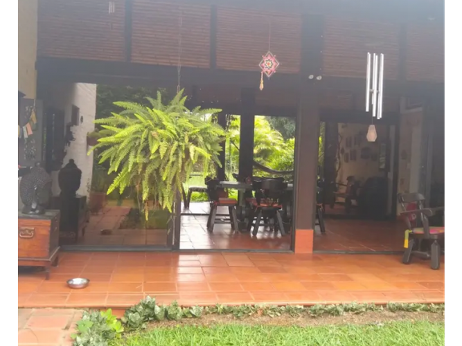 Casa de 4 alcobas en venta en Las Mercedes, Jamundí, 220 m² · foto 5 de 8
