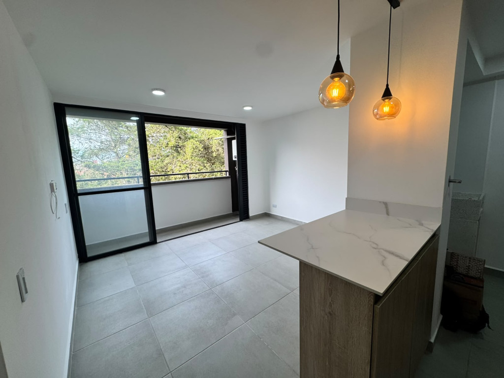 Apartamento en arriendo en Centro, Rionegro · foto 4 de 11
