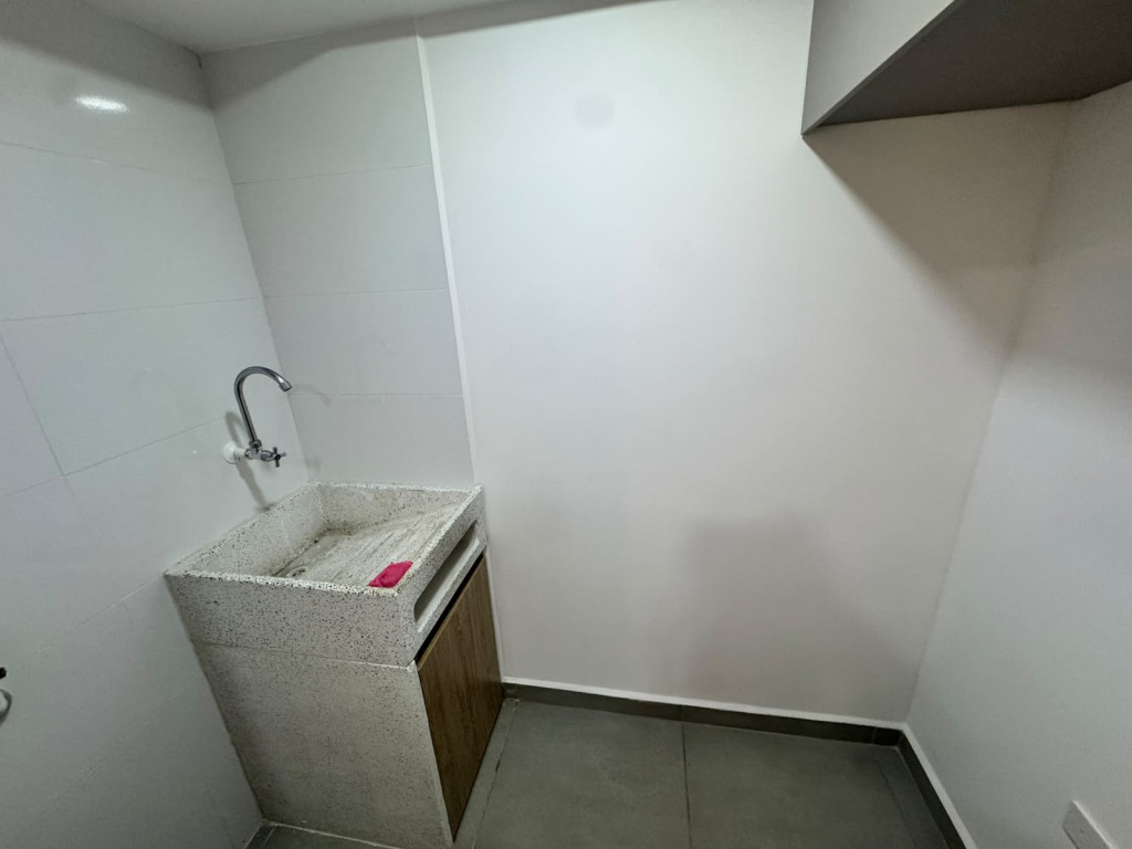 Apartamento en arriendo en Centro, Rionegro · foto 5 de 11