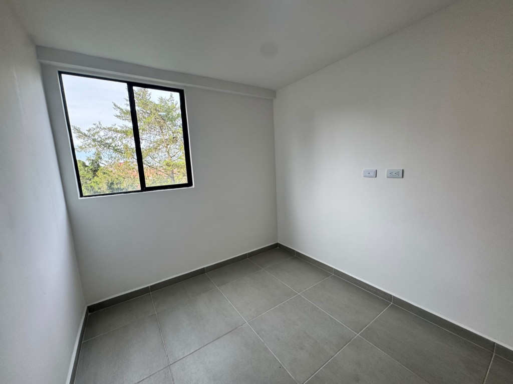 Apartamento en arriendo en Centro, Rionegro · foto 7 de 11