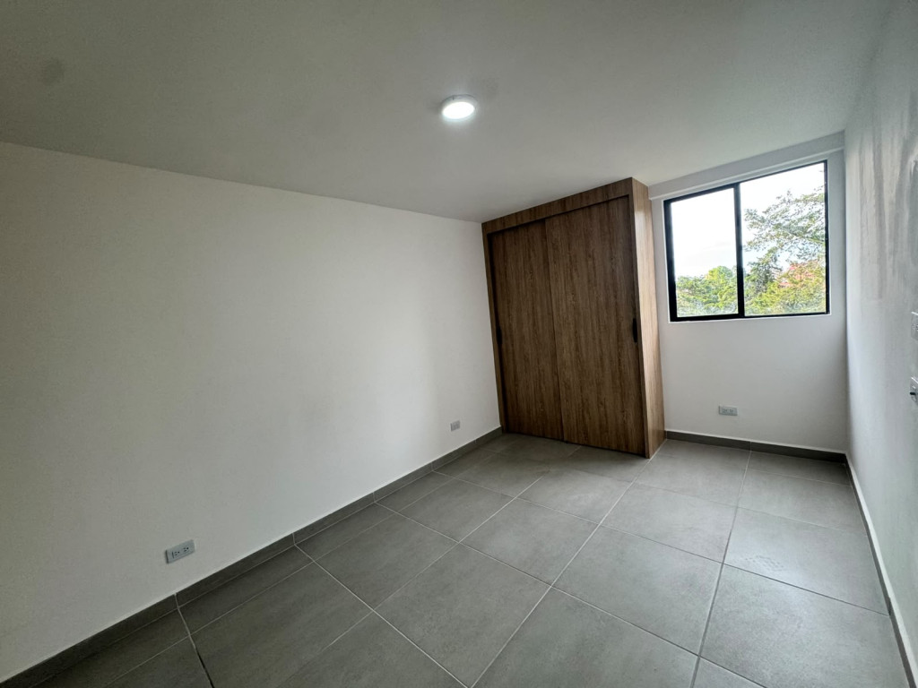 Apartamento en arriendo en Centro, Rionegro · foto 9 de 11