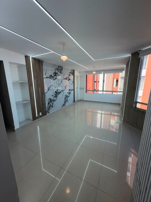 Apartamento de 3 alcobas en venta en Guayacanes, Floridablanca, 88 m² · foto 2 de 17