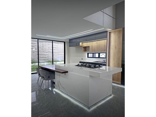 Casa de 4 alcobas en venta en Las Mercedes, Jamundí, 300 m² · foto 2 de 24