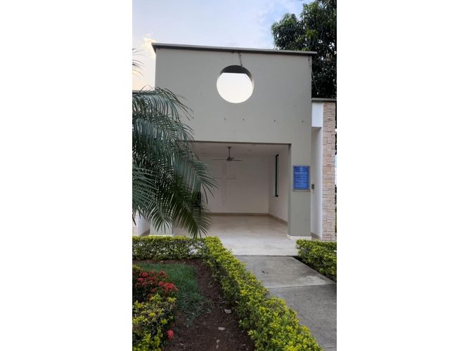 Casa de 4 alcobas en venta en Las Mercedes, Jamundí, 300 m² · foto 23 de 24