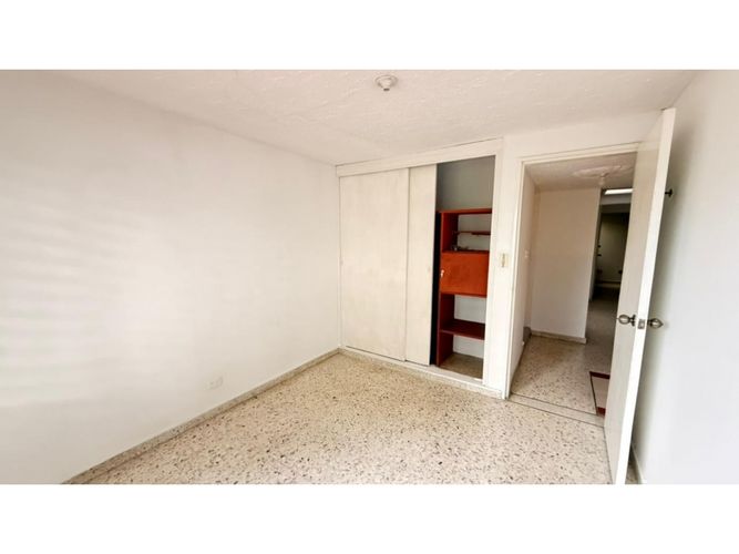Casa de 5 alcobas en venta en Nueva Tequendama, Cali, 160 m² · foto 9 de 16