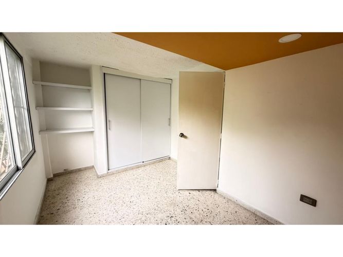 Casa de 5 alcobas en venta en Nueva Tequendama, Cali, 160 m² · foto 12 de 16