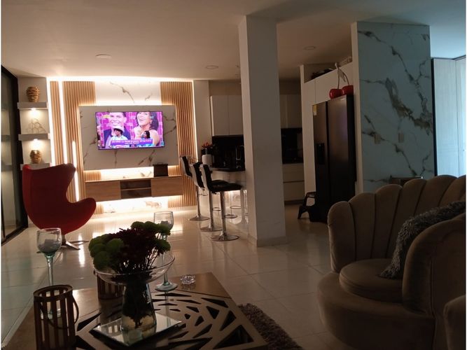 Casa de 4 alcobas en venta en Alfaguara, Jamundí, 296 m² · foto 4 de 24