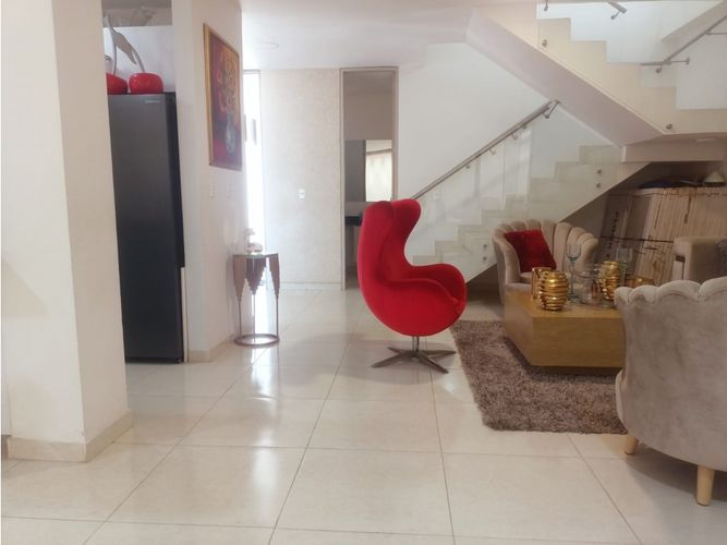 Casa de 4 alcobas en venta en Alfaguara, Jamundí, 296 m² · foto 7 de 24