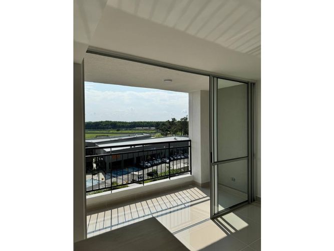 Apartamento de 2 alcobas en venta en Ciudad Country, Jamundí, 76 m² · foto 2 de 12