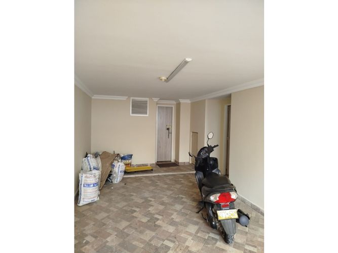 Casa de 6 alcobas en venta en El Limonar, Cali, 160 m² · foto 4 de 24