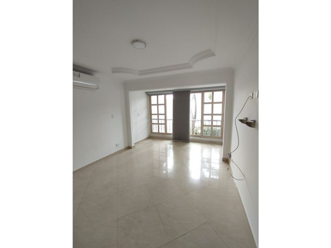 Casa de 6 alcobas en venta en El Limonar, Cali, 160 m² · foto 18 de 24