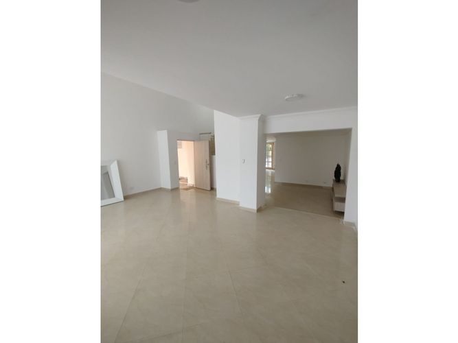 Casa de 6 alcobas en venta en El Limonar, Cali, 160 m² · foto 22 de 24
