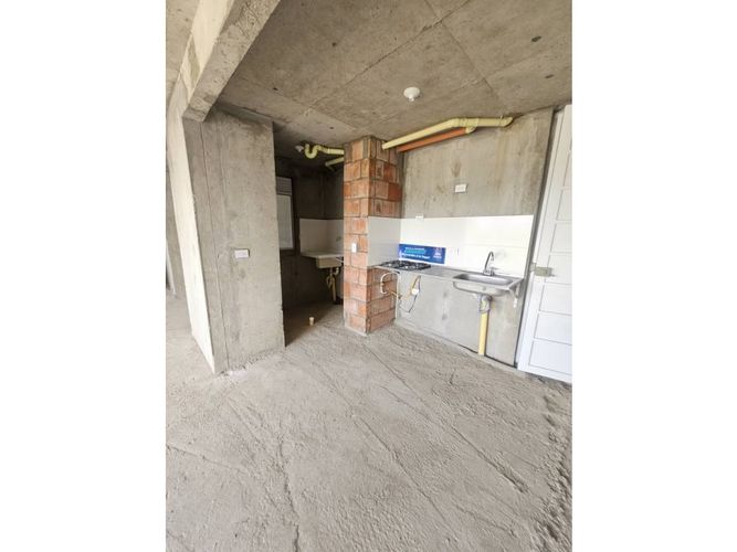 Apartamento de 2 alcobas en venta en Valle Del Lili, Cali, 64 m² · foto 4 de 8