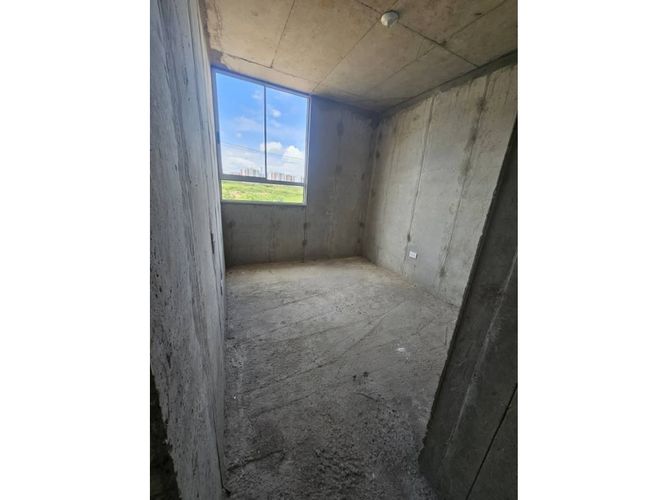 Apartamento de 2 alcobas en venta en Valle Del Lili, Cali, 64 m² · foto 7 de 8