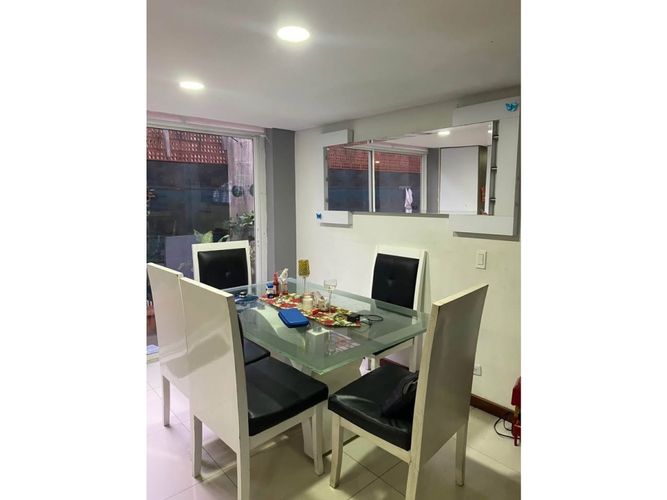 Casa de 5 alcobas en venta en Caney, Cali, 320 m² · foto 3 de 7