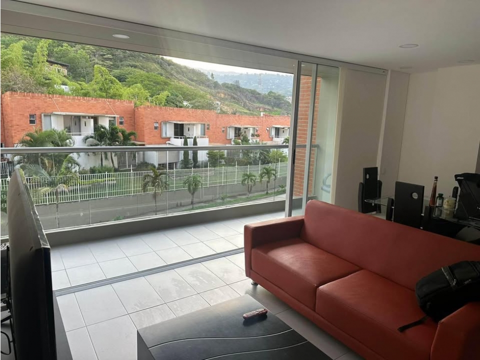 Apartamento en venta en Sector La Luisa Bella Suiza, Cali · foto 3 de 9