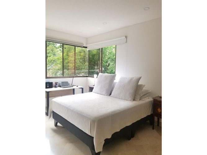 Apartamento de 3 alcobas en venta en Santa Monica, Cali, 240 m² · foto 9 de 14