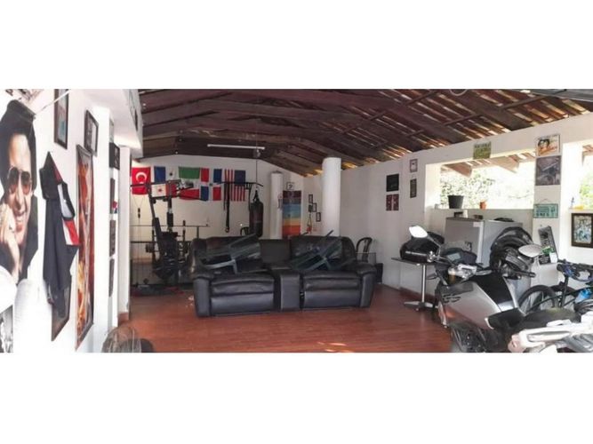 Casa de 6 alcobas en venta en La Morada, Jamundí, 450 m² · foto 3 de 10