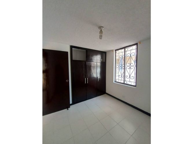 Apartamento de 3 alcobas en venta en Prados Del Norte, Cali, 74 m² · foto 6 de 15